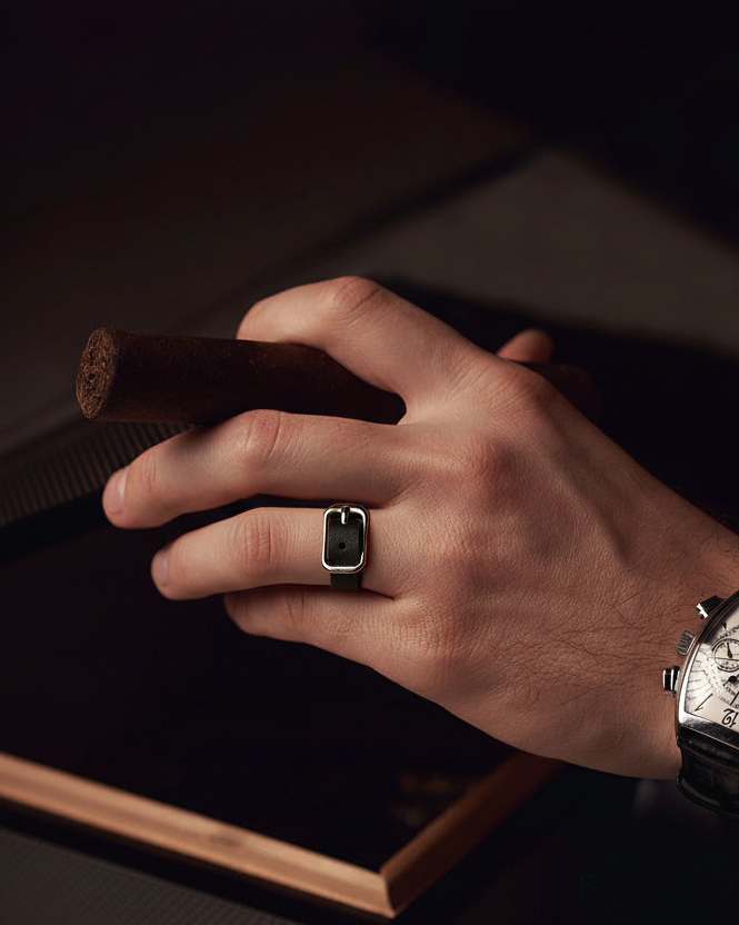 Pellenera Adjustable Ring